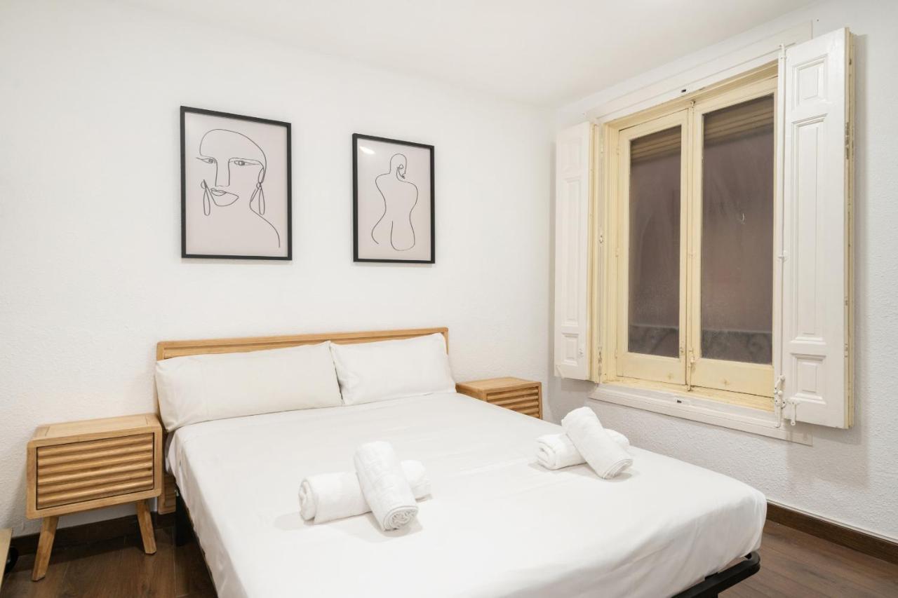 Apartamento En La Puerta Del Sol Apartment มาดริด ภายนอก รูปภาพ