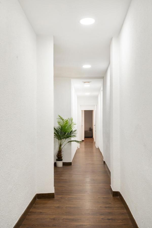 Apartamento En La Puerta Del Sol Apartment มาดริด ภายนอก รูปภาพ
