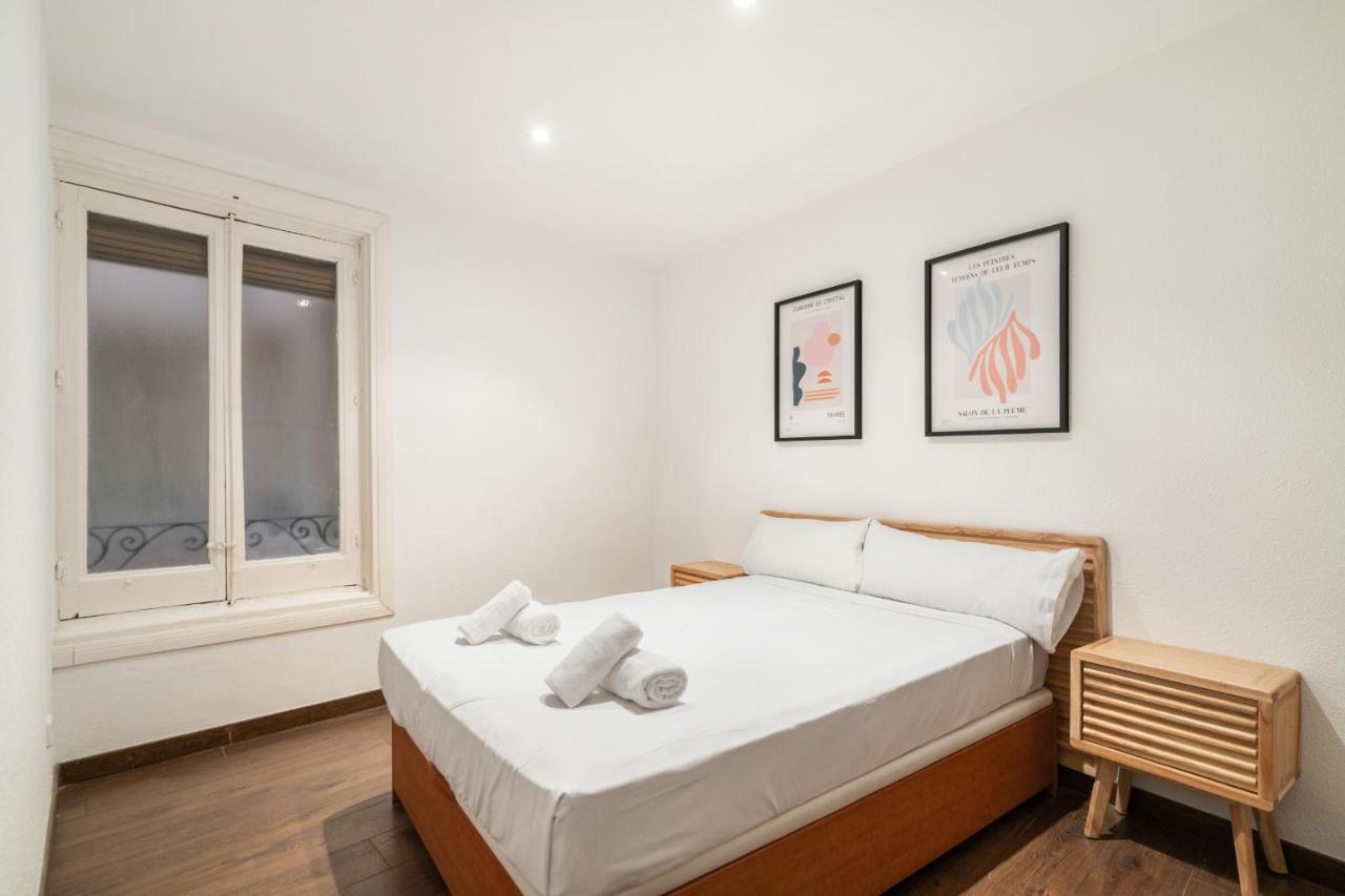 Apartamento En La Puerta Del Sol Apartment มาดริด ภายนอก รูปภาพ